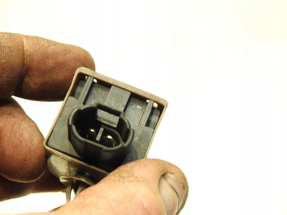 PRZEKAŹNIK BRZĘCZYK LEXUS IS II 8974752010 0689004450 - 3