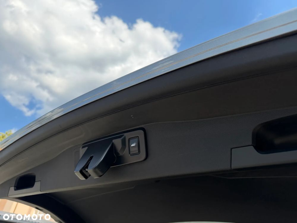 Renault Austral 1.3 TCe mHEV Techno - 8