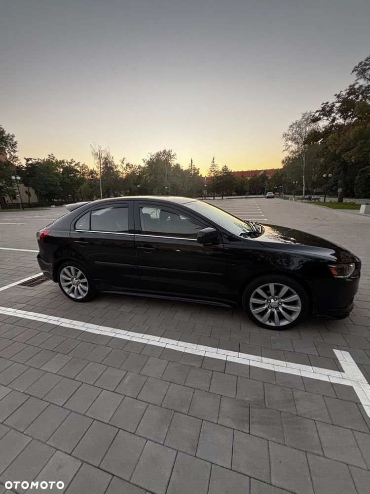 Mitsubishi Lancer 1.8 Intense - 21