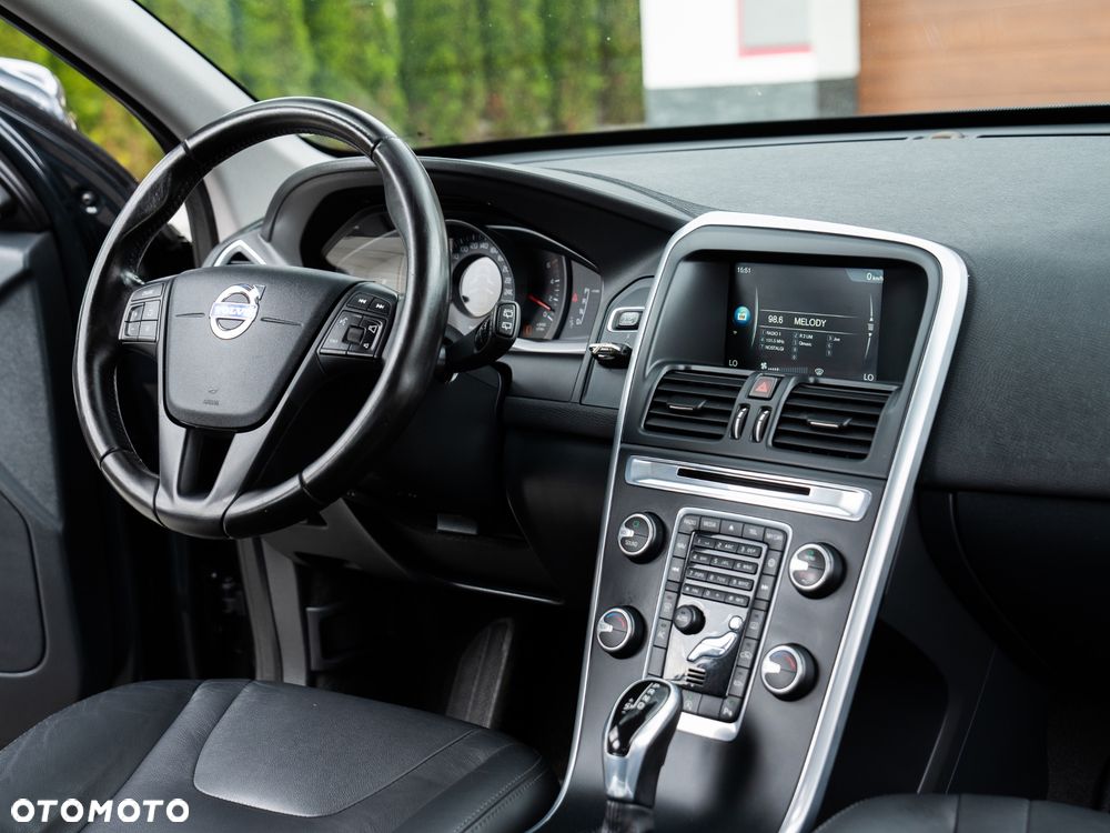 Volvo XC 60 D3 Geartronic Kinetic - 26