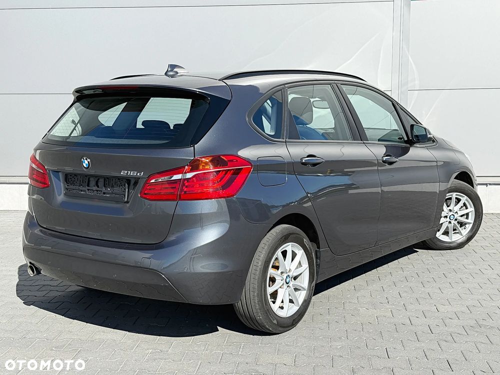 BMW Seria 2 216d Luxury Line - 11