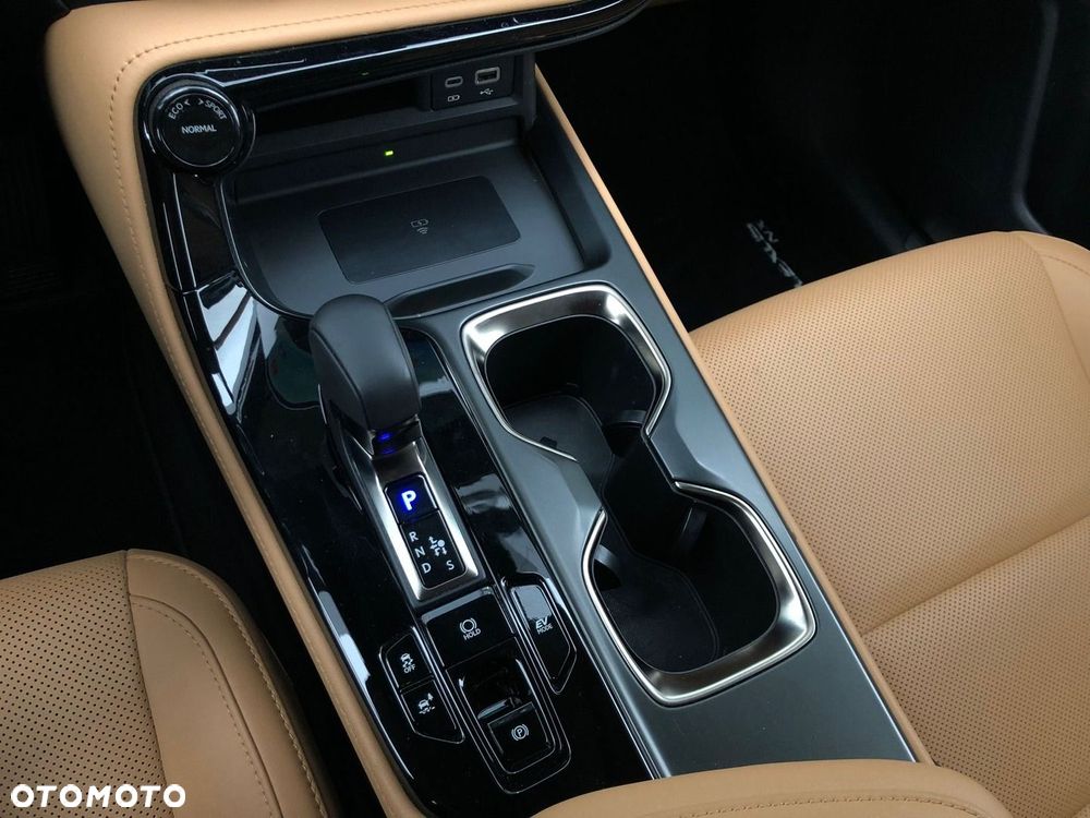 Lexus NX 350h Prestige AWD - 29