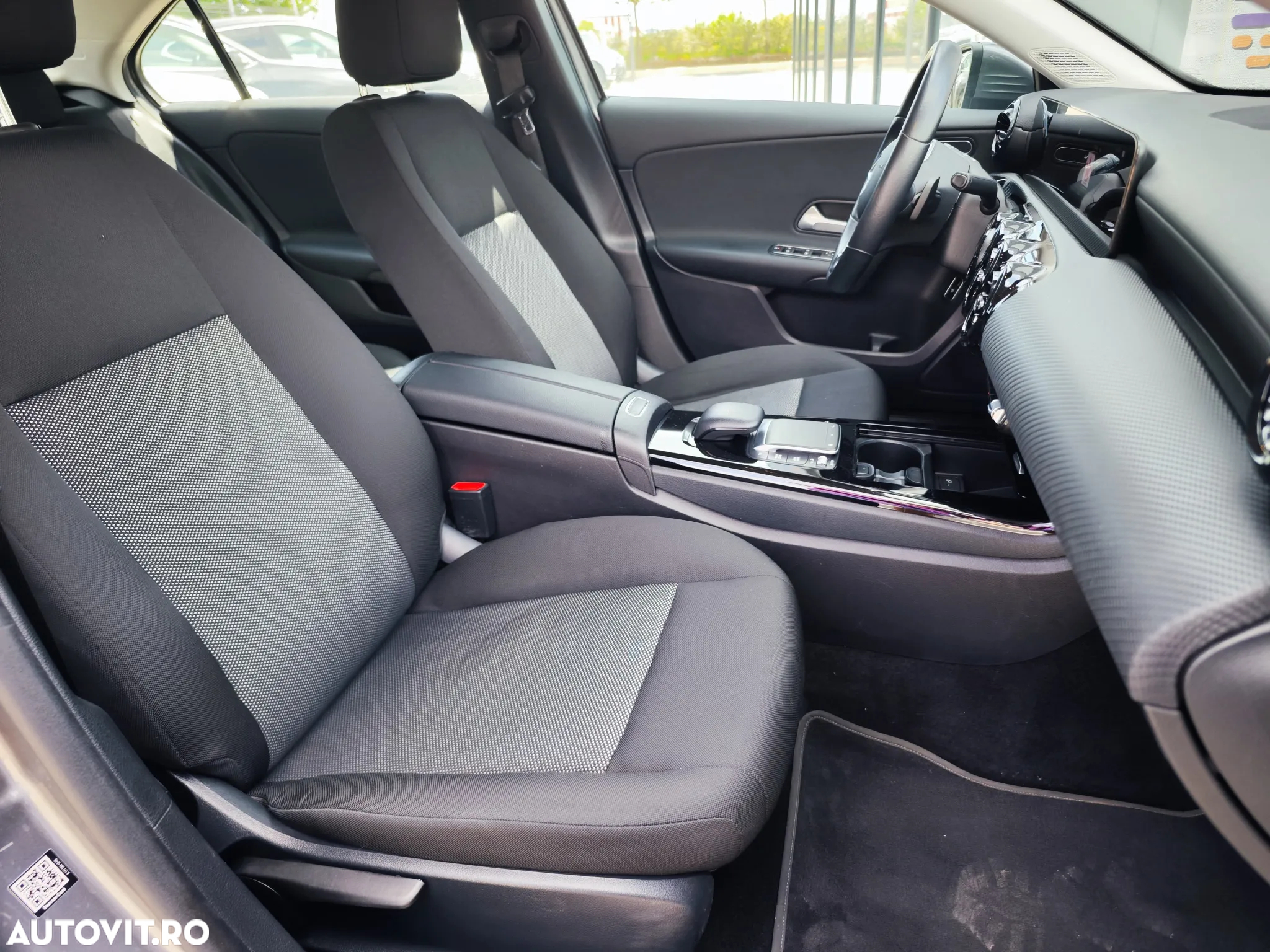 Mercedes-Benz A 180 7G-DCT - 14