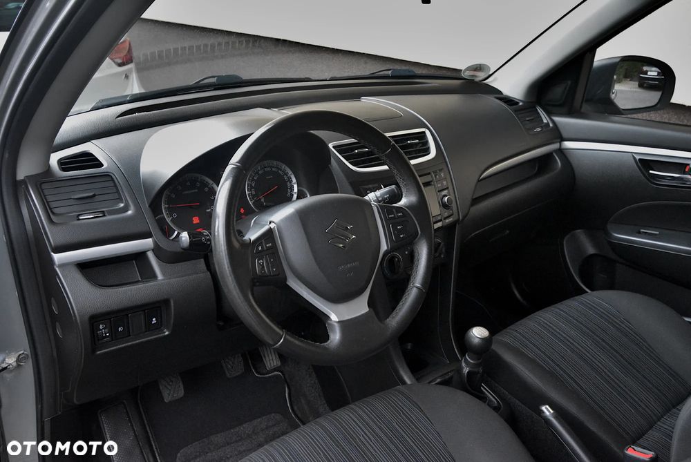 Suzuki Swift - 11