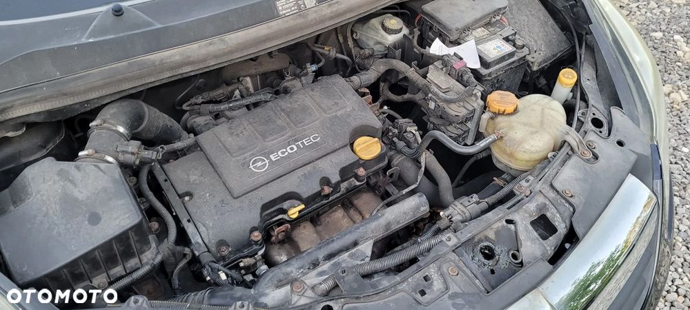 Opel Corsa 1.4 16V Navi - 25