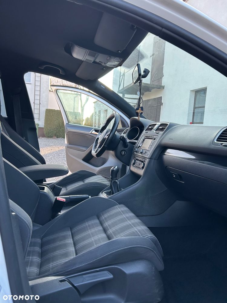 Volkswagen Golf 2.0 TDI DPF GTD - 14