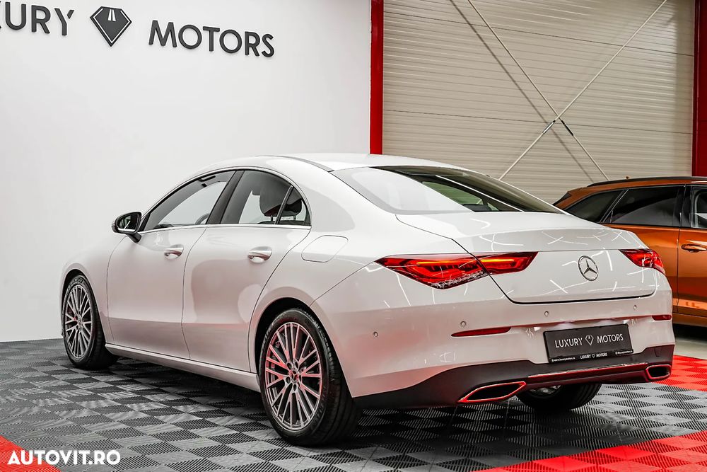 Mercedes-Benz CLA 180 7G-DCT Special Edition - 27