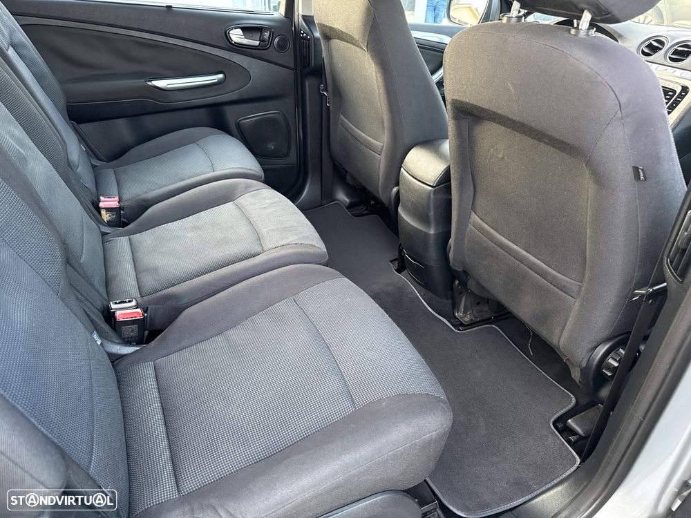 Ford S-Max 1.8 TDCi Titanium 7L - 16