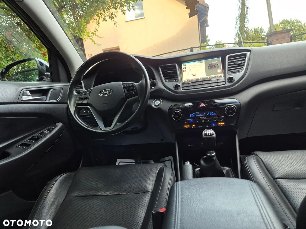 Hyundai Tucson - 16