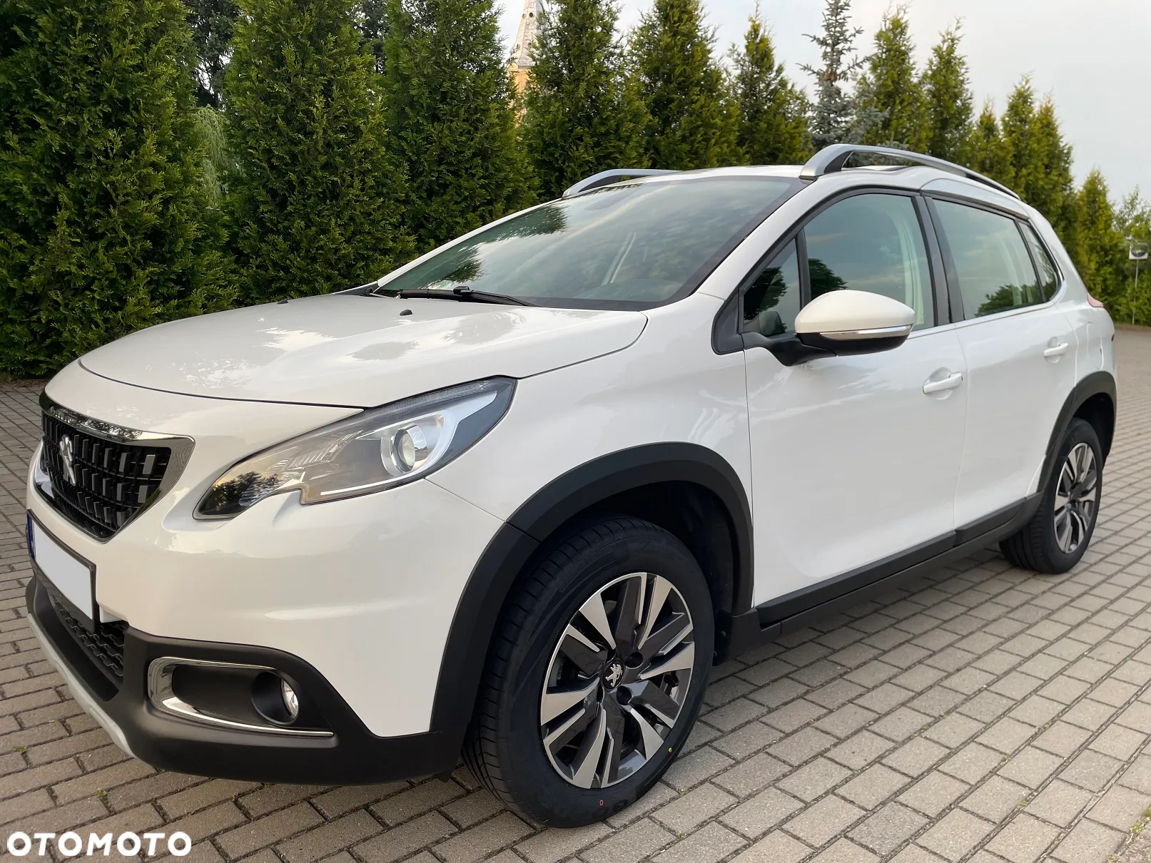 Peugeot 2008 - 4