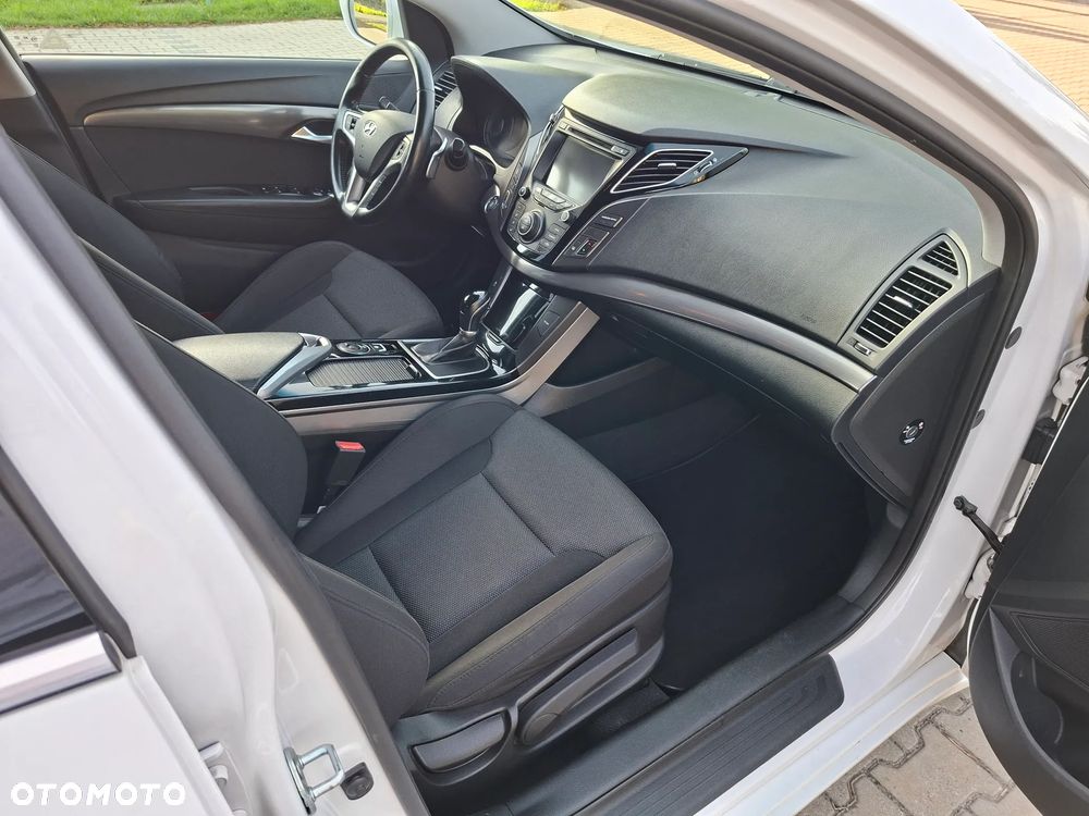 Hyundai i40 - 12