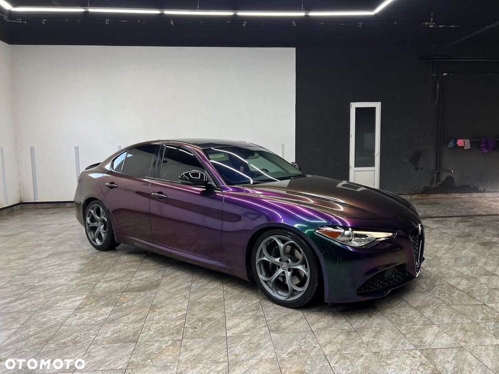 Alfa Romeo Giulia 2.0 Turbo TI Q4 - 13