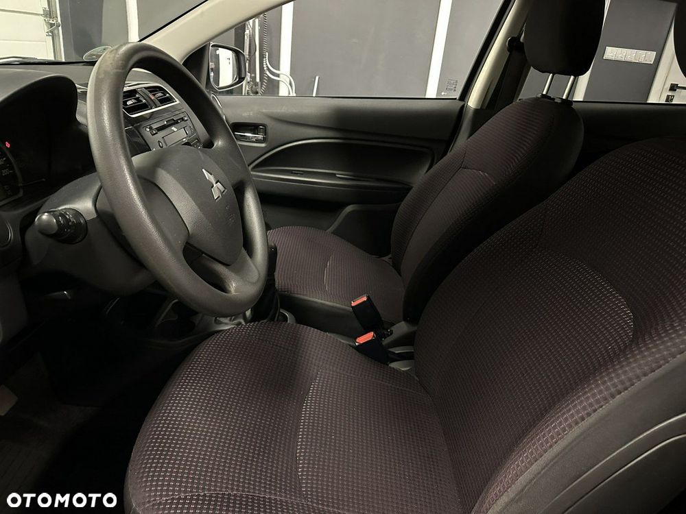 Mitsubishi Space Star - 7