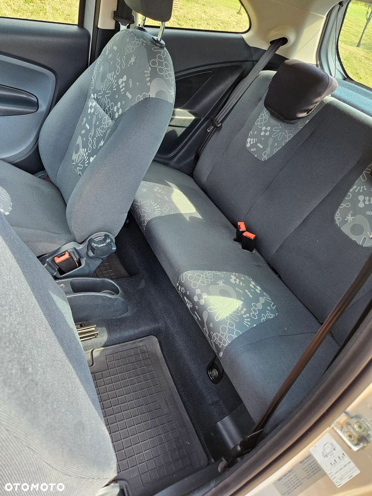 Ford KA 1.2 Trend ASS EU6 - 22