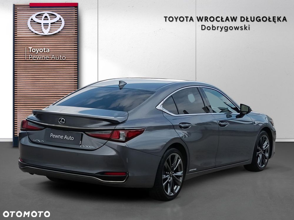 Lexus ES 300h F Sport - 7