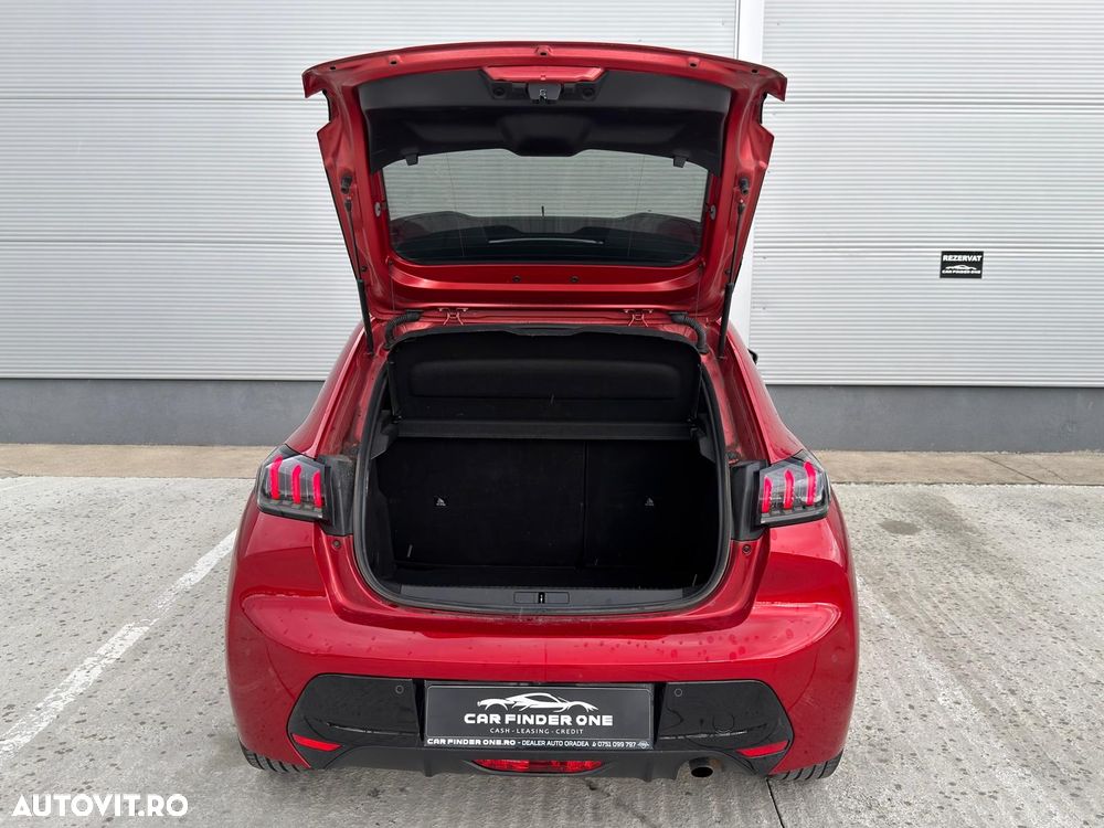 Peugeot 208 - 31