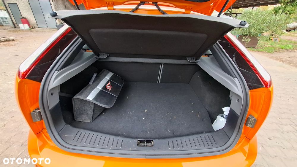 Ford Focus ST - 23