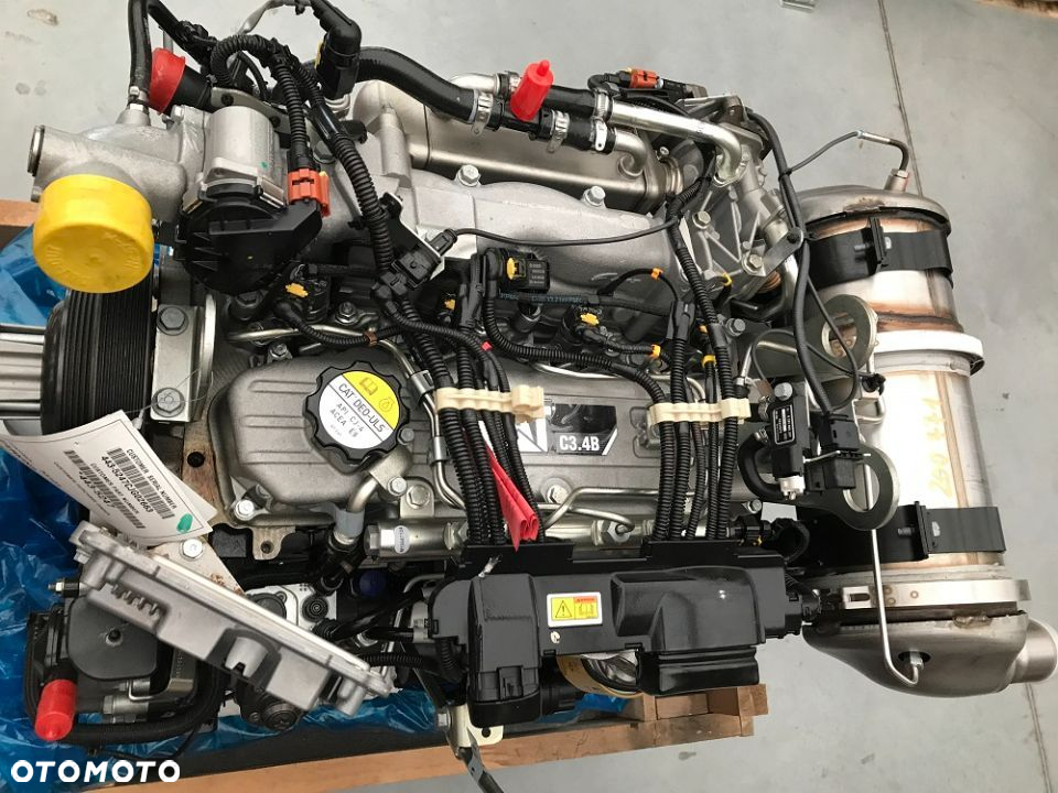 Silnik Caterpillar C3.4 Perkins 854E -E34TA C 3.4B 102 KM - 7