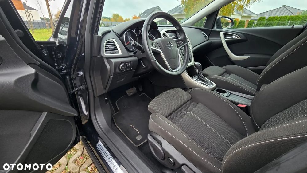 Opel Astra 2.0 CDTI DPF Automatik Design Edition - 9