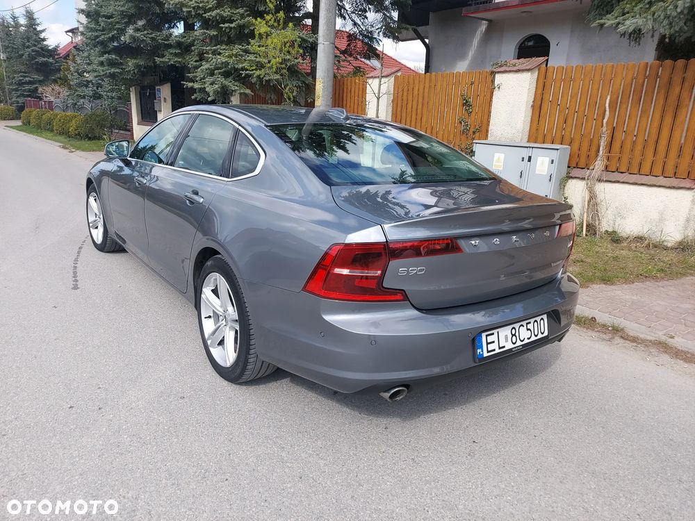 Volvo S90 D4 Momentum - 4
