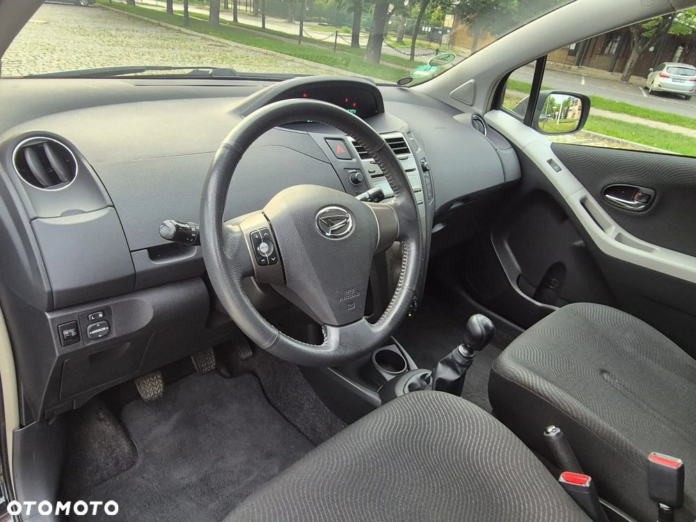 Toyota Yaris 1.33 VVT-i Cool - 6