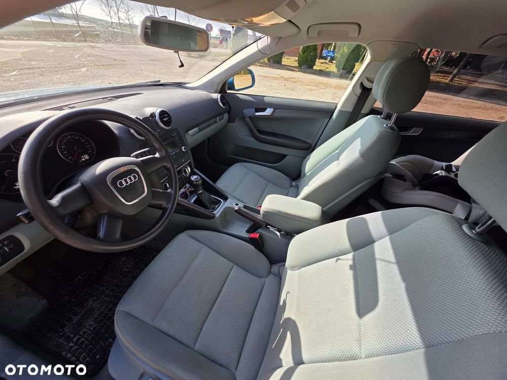 Audi A3 Sportback 2.0 TDI DPF Attraction - 17