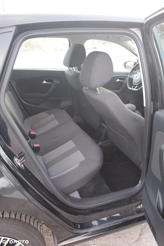 Volkswagen Polo 1.4 TDI Blue Motion Technology DSG Allstar - 21