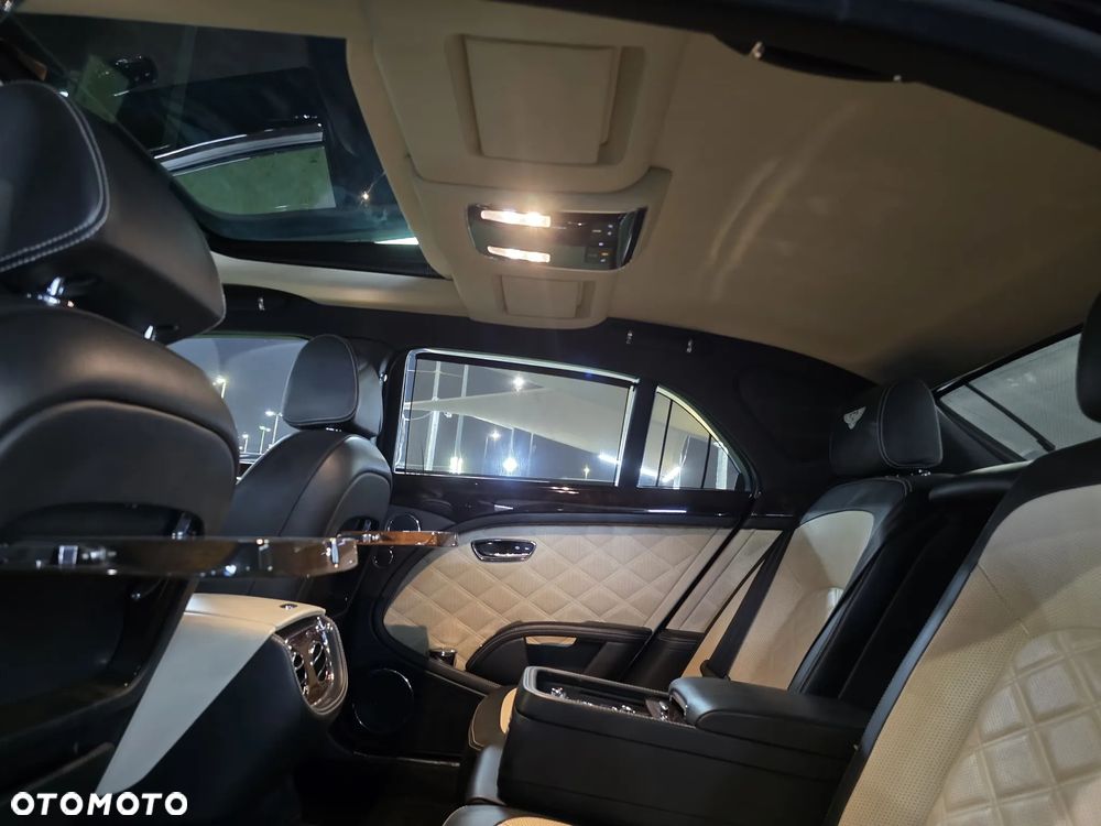 Bentley Mulsanne - 31