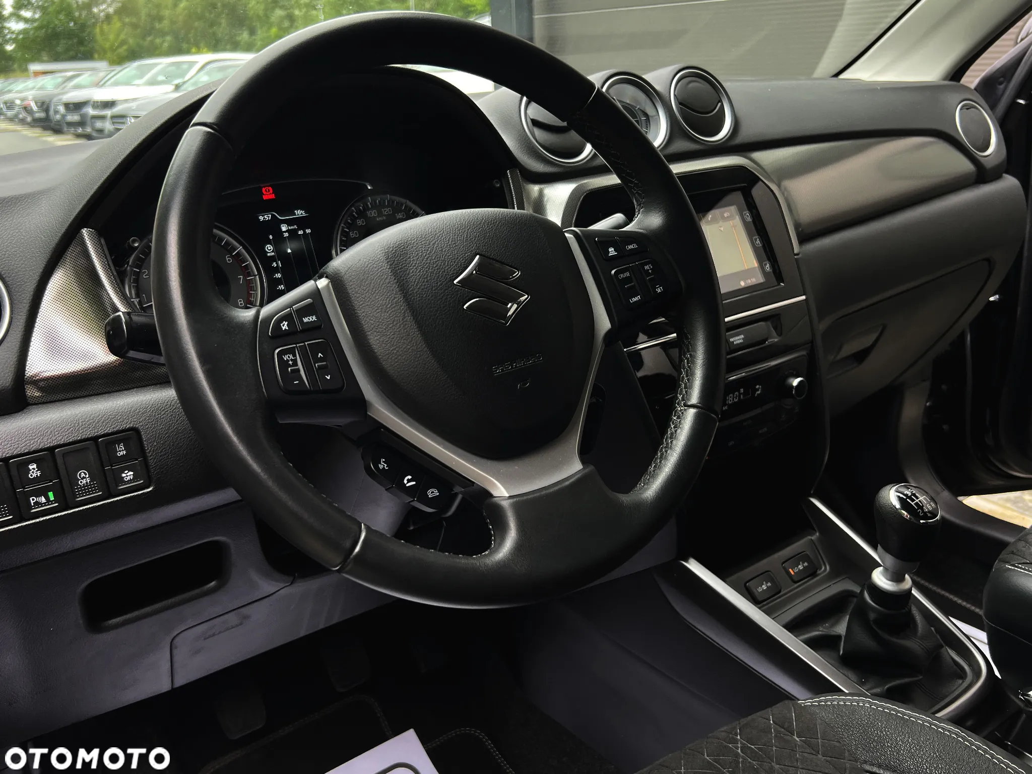 Suzuki Vitara - 21