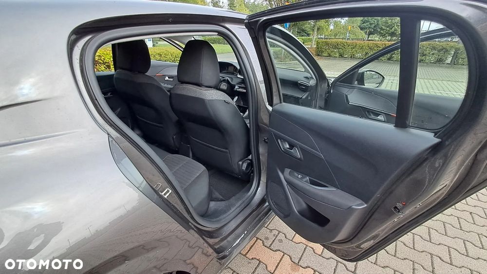 Peugeot 208 1.2 PureTech GPF Signature S&S - 13