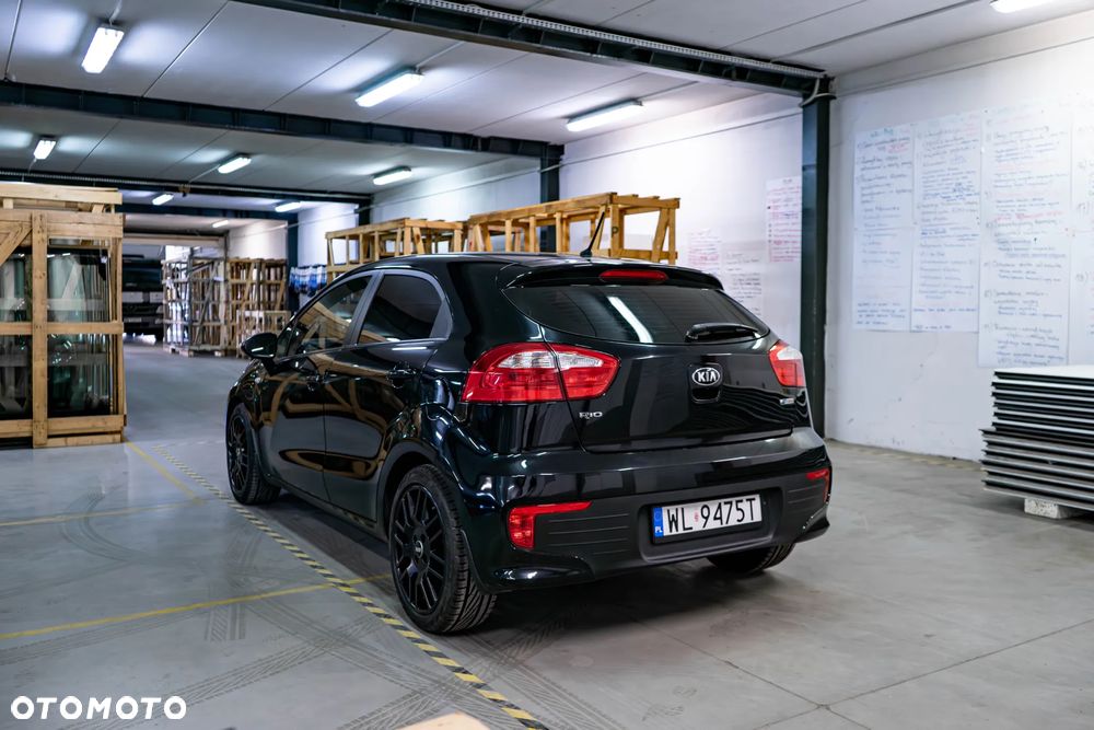 Kia Rio - 7
