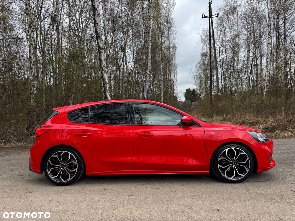 Ford Focus 1.5 EcoBlue Start-Stopp-System ST-LINE - 12