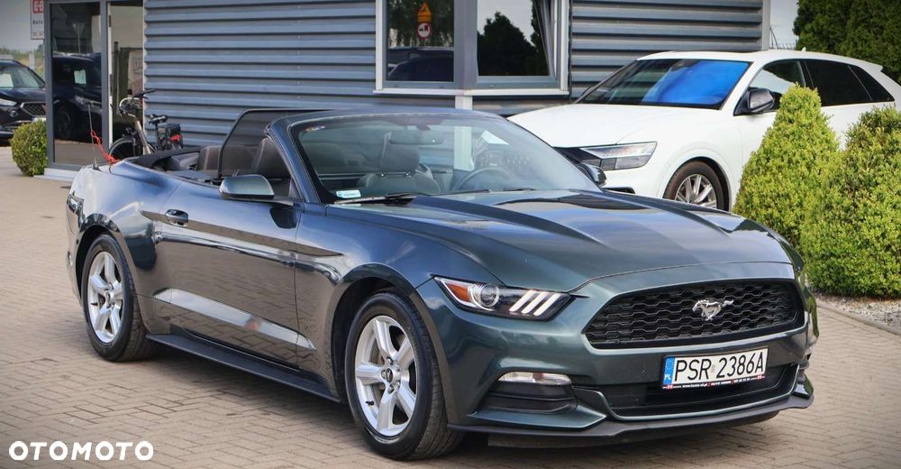 Ford Mustang - 21