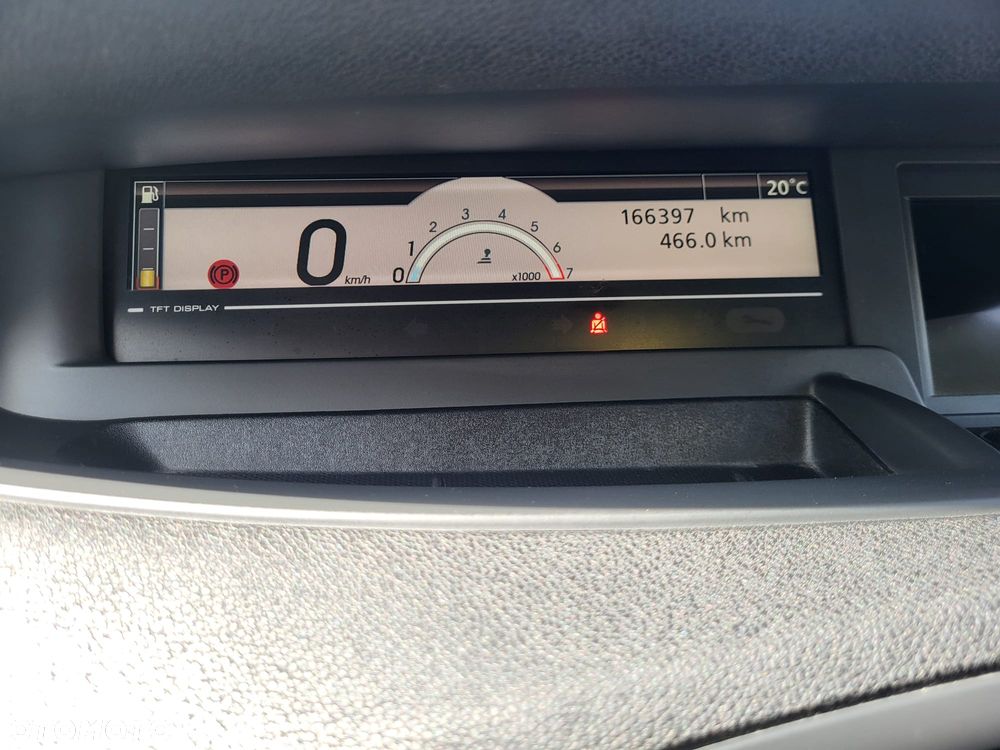 Renault Scenic 1.6 16V 110 TomTom Edition - 13