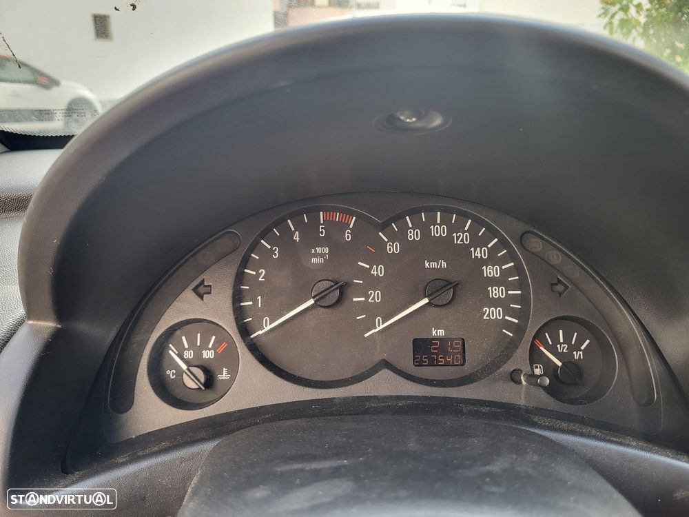 Opel Corsa - 10