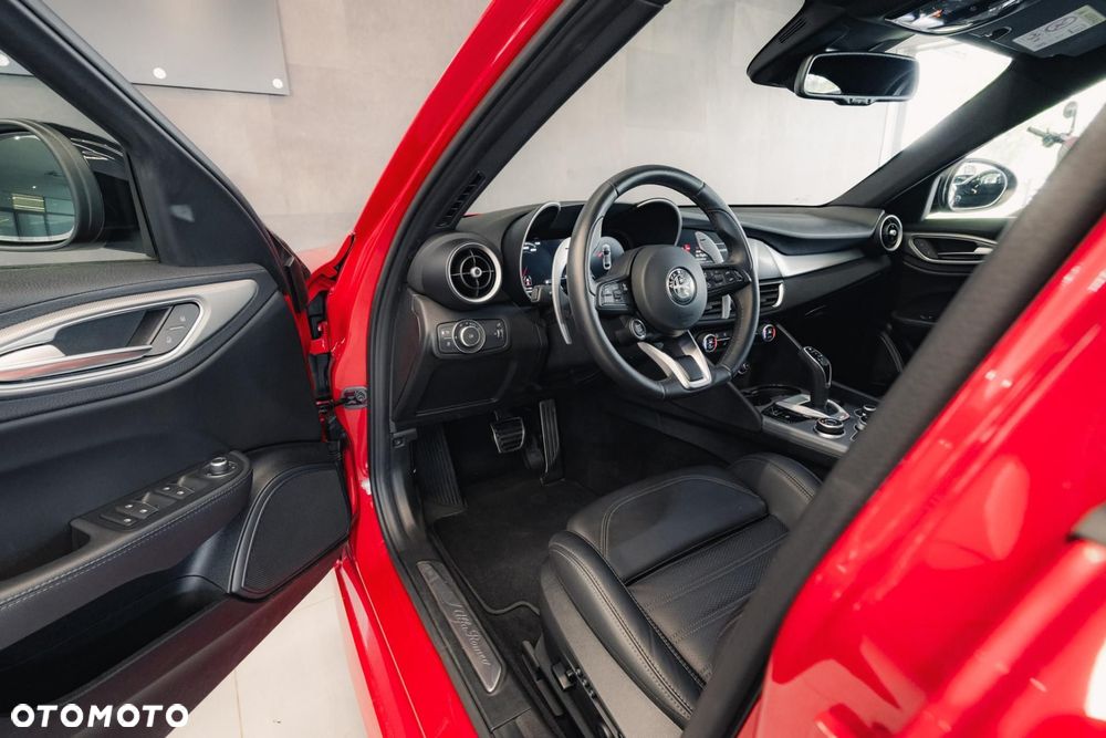 Alfa Romeo Giulia 2.0 Turbo Veloce Q4 - 10