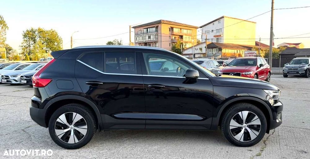 VOLVO XC40 2022 — imagine 11