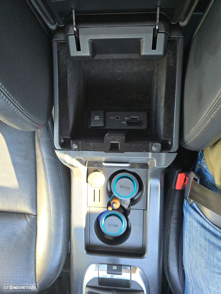 Land Rover Discovery Sport 2.0 TD4 HSE Luxury - 26