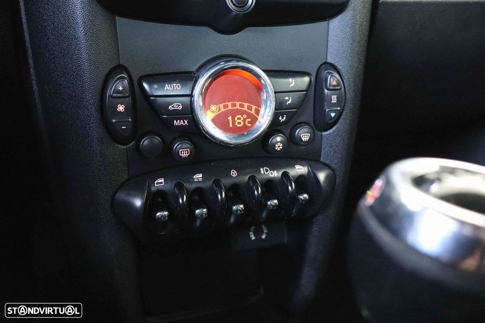 MINI Cabrio Cooper D - 22