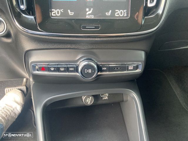 Volvo XC 40 T5 Recharge DKG Inscription - 25