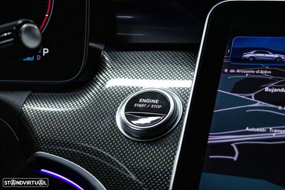 Mercedes-Benz C 300 d AMG Line - 19