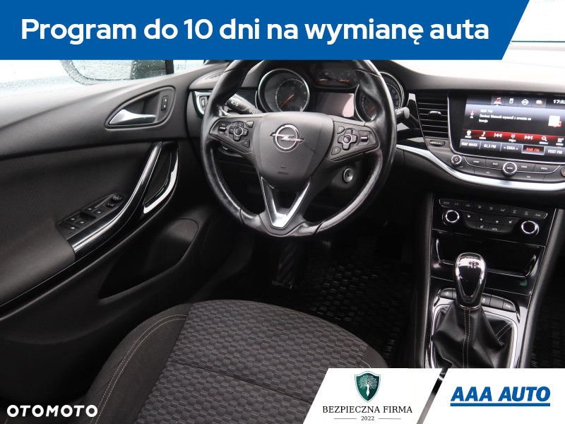 Opel Astra - 8