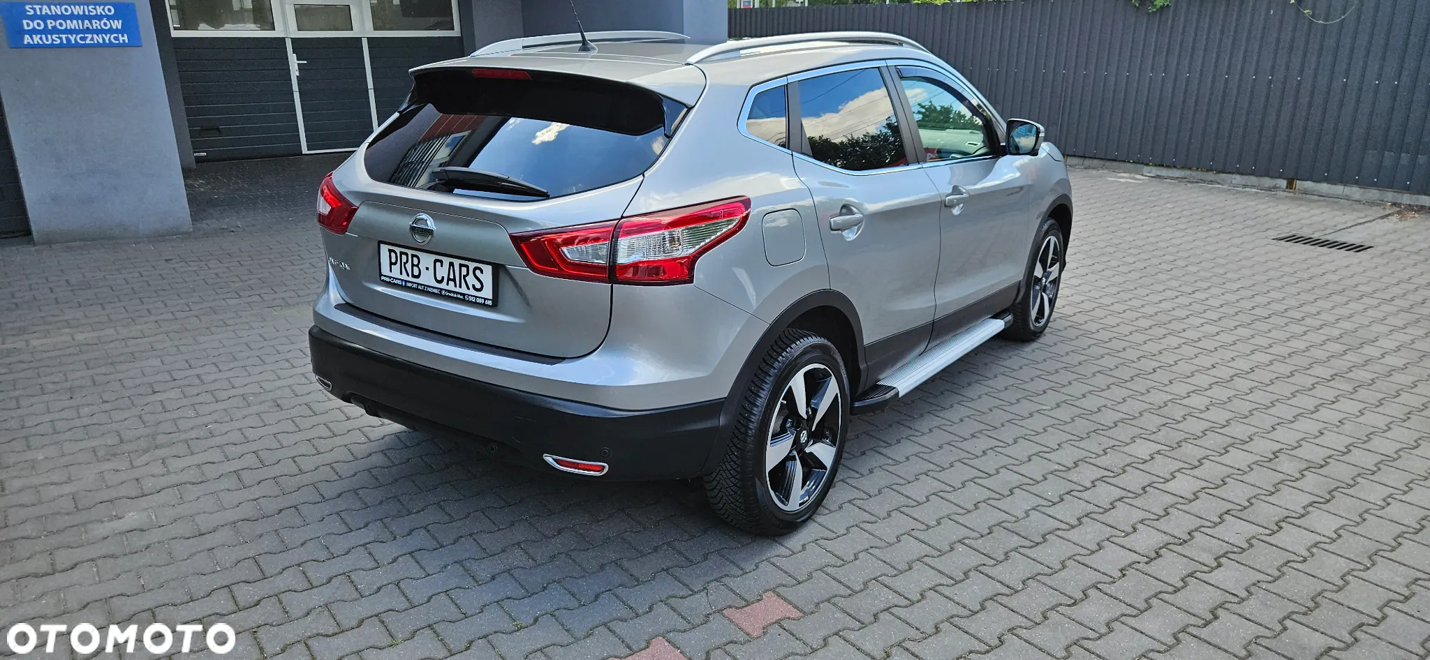 Nissan Qashqai 1.2 DIG-T N-Connecta EU6 - 3
