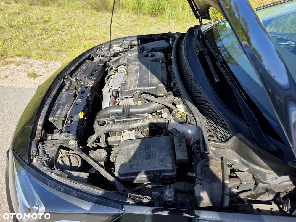 Opel Astra 1.4 Turbo Edition - 11