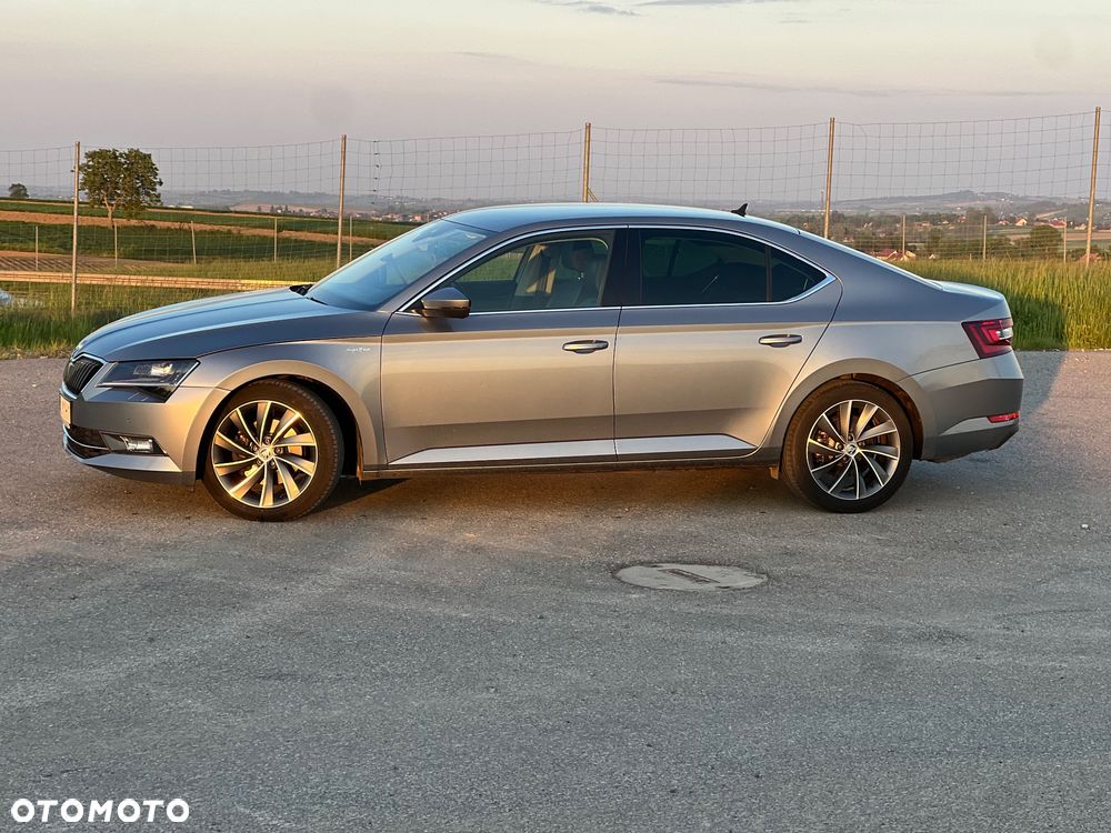 Skoda Superb 2.0 TDI SCR 4x4 L&K DSG - 4