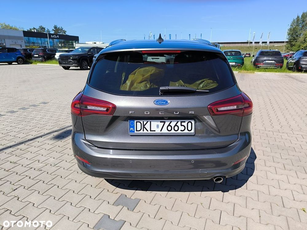 Ford Focus - 8