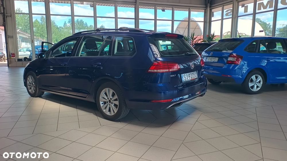 Volkswagen Golf - 17