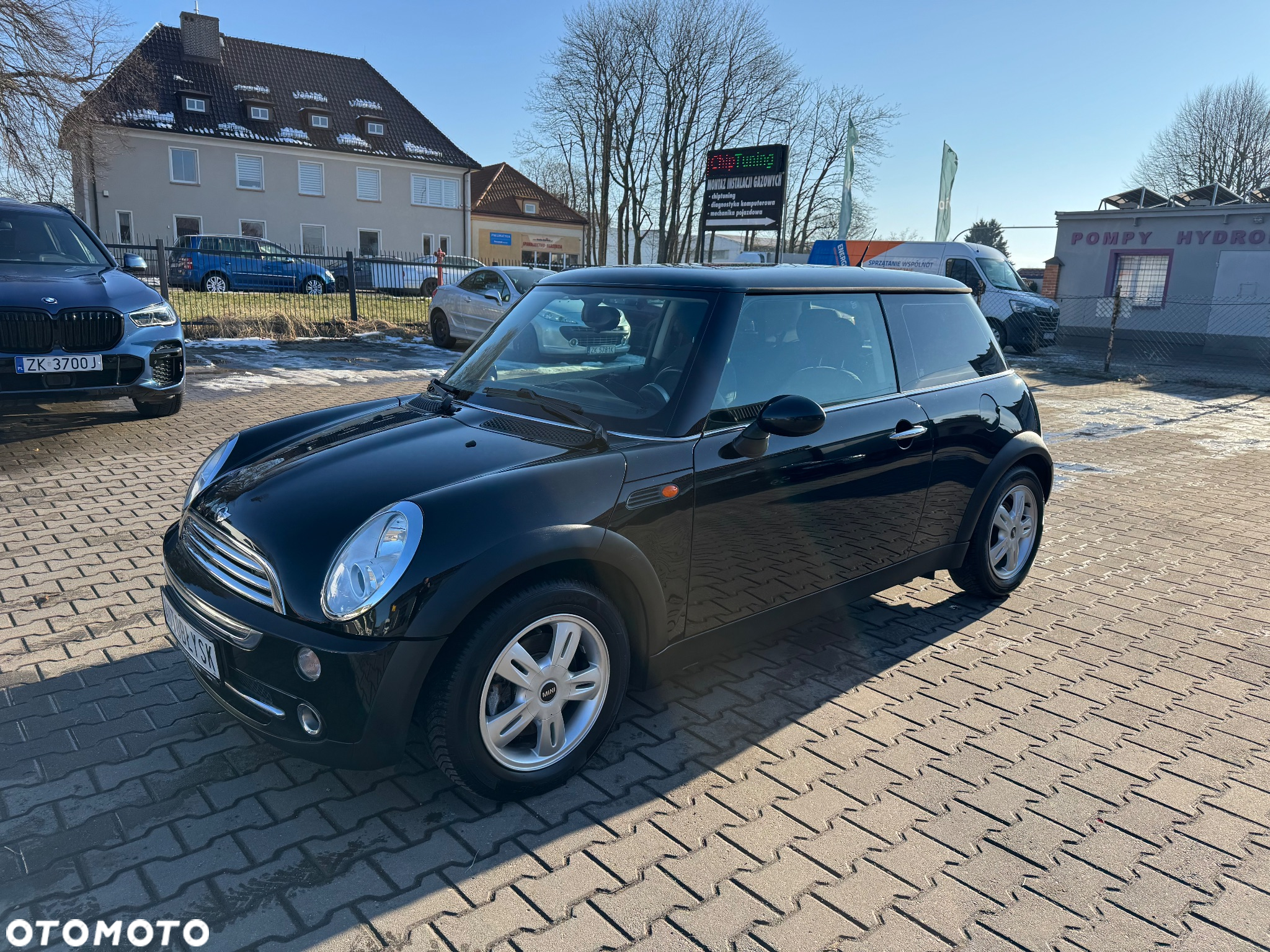 MINI ONE Standard - 7