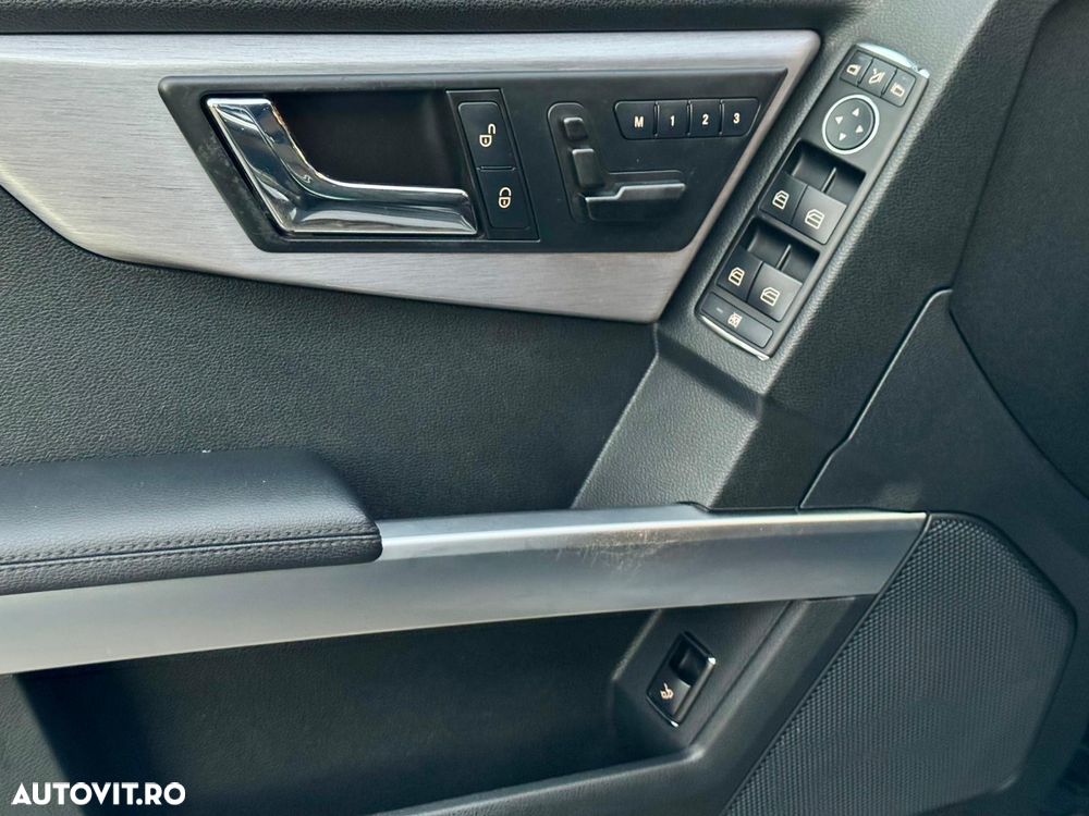 Mercedes-Benz GLK 220 CDI DPF 4Matic BlueEFFICIENCY 7G-TRONIC Edition 1 - 38