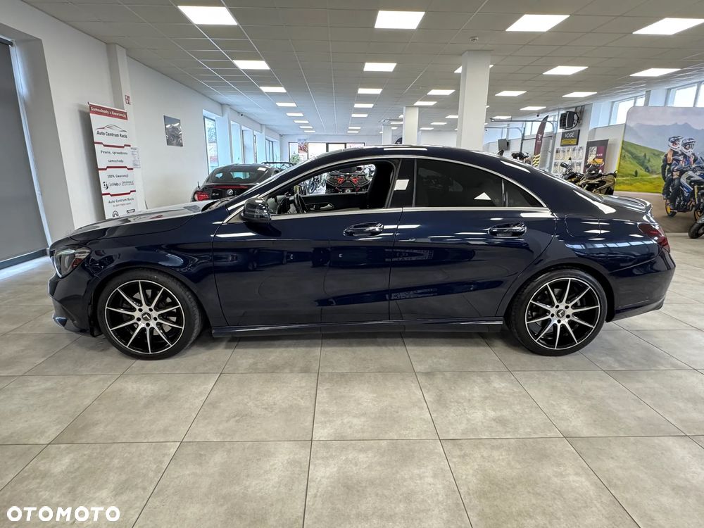 Mercedes-Benz CLA 250 7G-DCT UrbanStyle Edition - 29